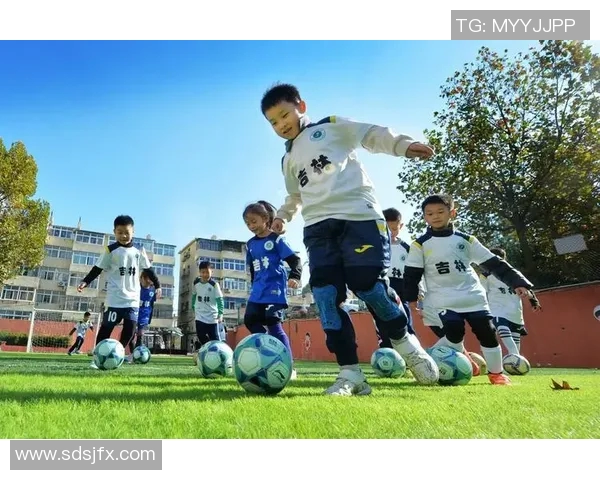 九月十四日出生的足球天才们 他们如何在绿茵场上创造辉煌