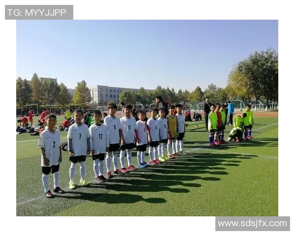 微信足球球星名字如何设置为中心位置的操作步骤详解