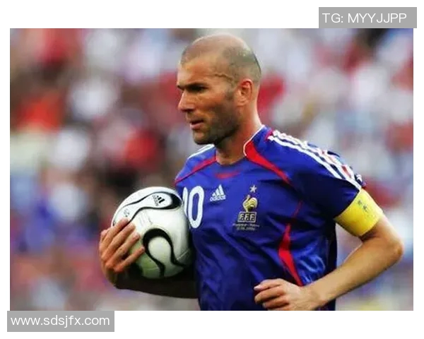 美国足球历史十大球星盘点与影响力解析 美国足球历史十大球星盘点与影响力解析